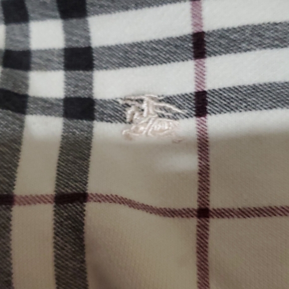 Burberry Sweater Zip Up - Picture 3 of 4